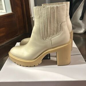 Dolce Vita Caster H20 - Size 8